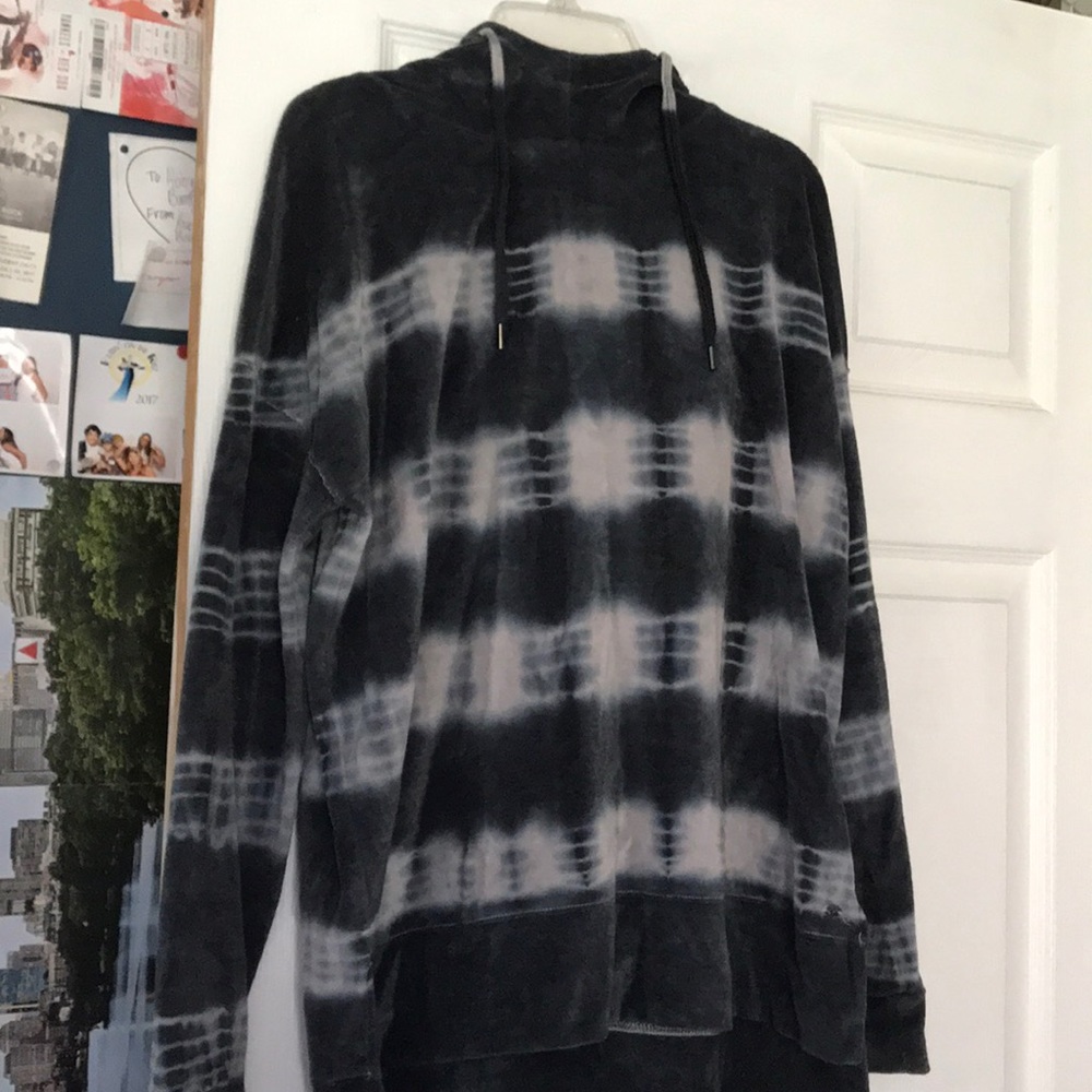 American eagle sweatshirt